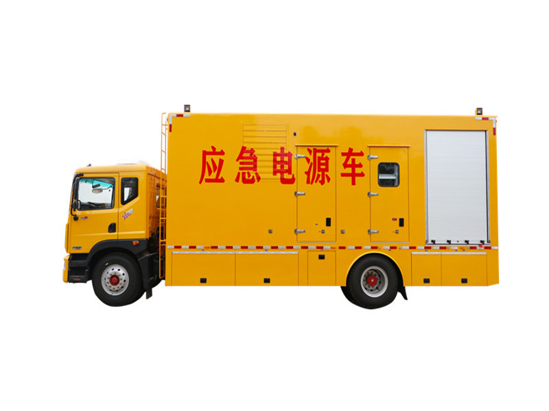17c永久隐藏入口電力（lì）應急移動電源車（chē）：柴（chái）油機的加油量（liàng）對動力產生影響嗎？